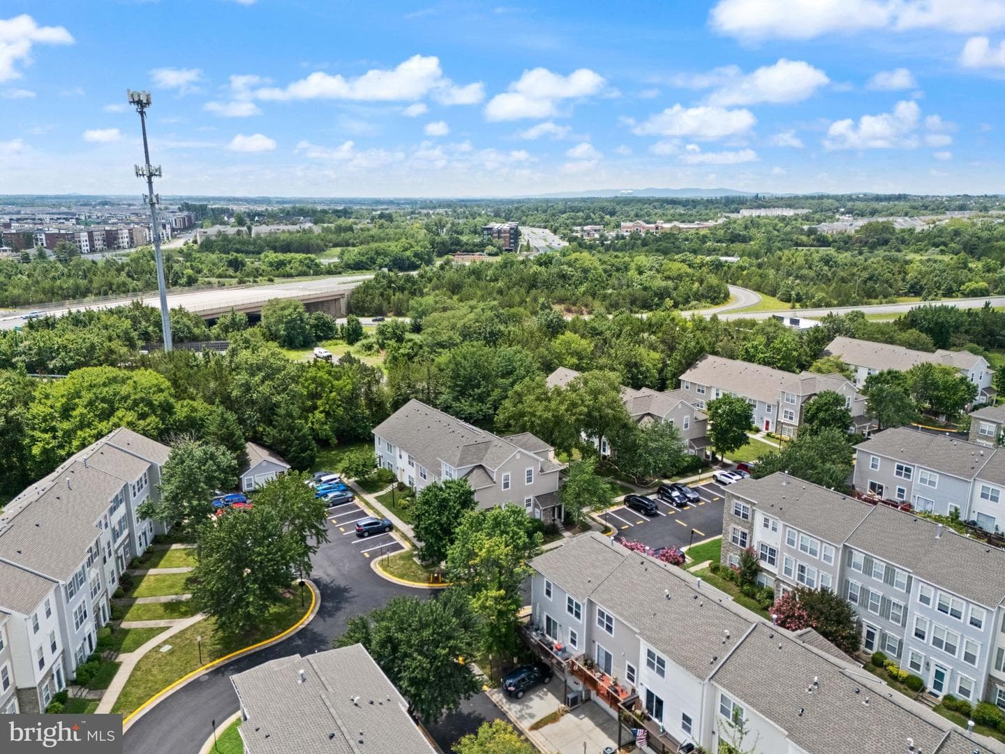 43573 Patching Pond Square photo 42