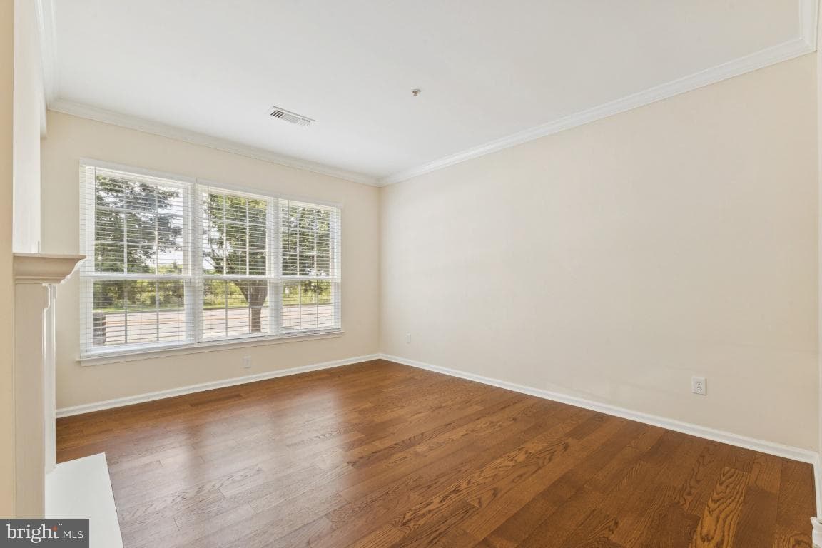 45071 Brae Terrace #103 photo 8