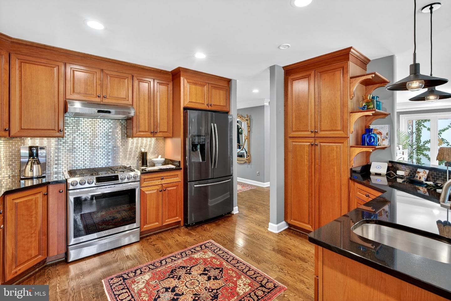 118 N Jay Street photo 19