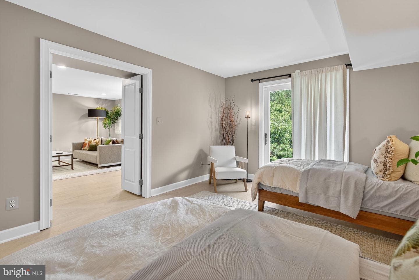 118 N Jay Street photo 52
