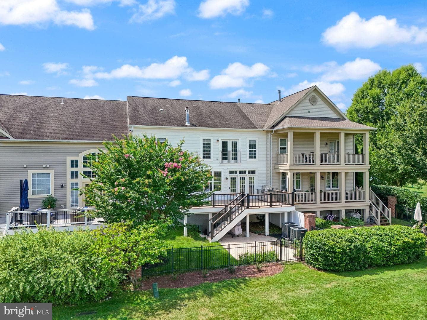 18442 Lanier Island Square photo 64