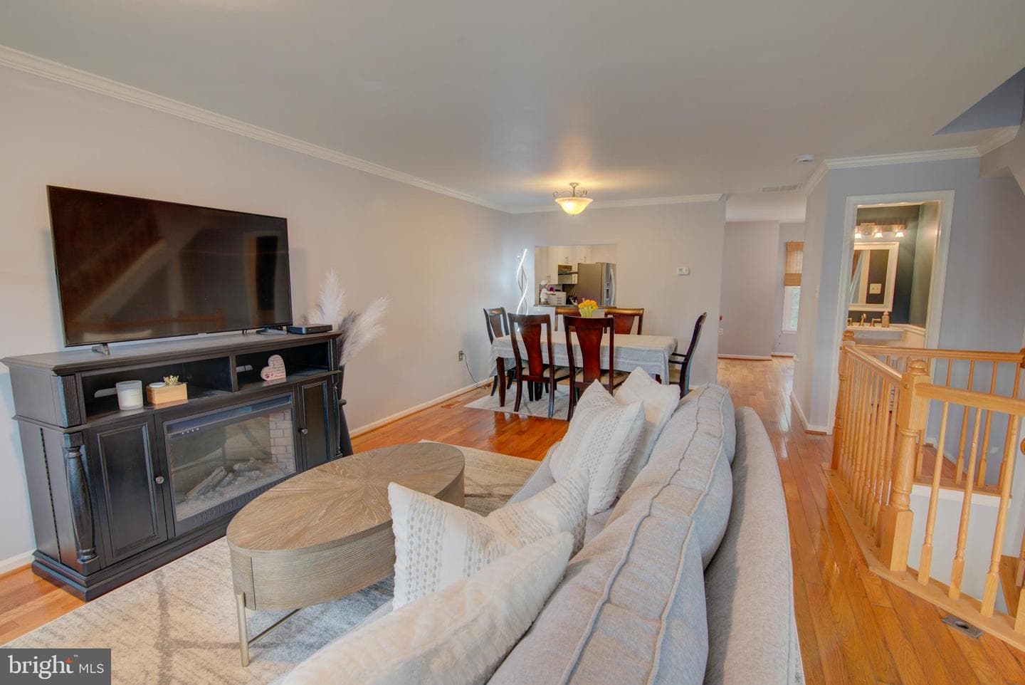 21116 Winding Brook Square photo 6