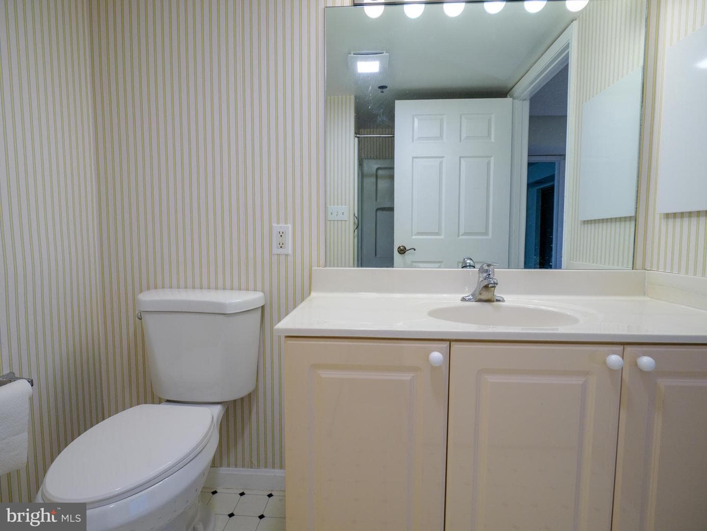 19385 Cypress Ridge Terrace #1019 photo 29