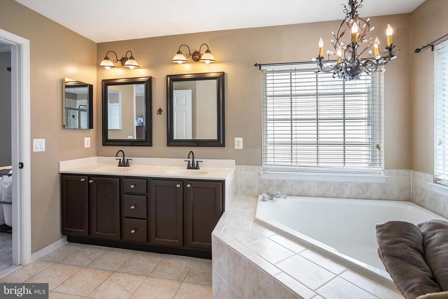 812 Larch Valley Court NE photo 27