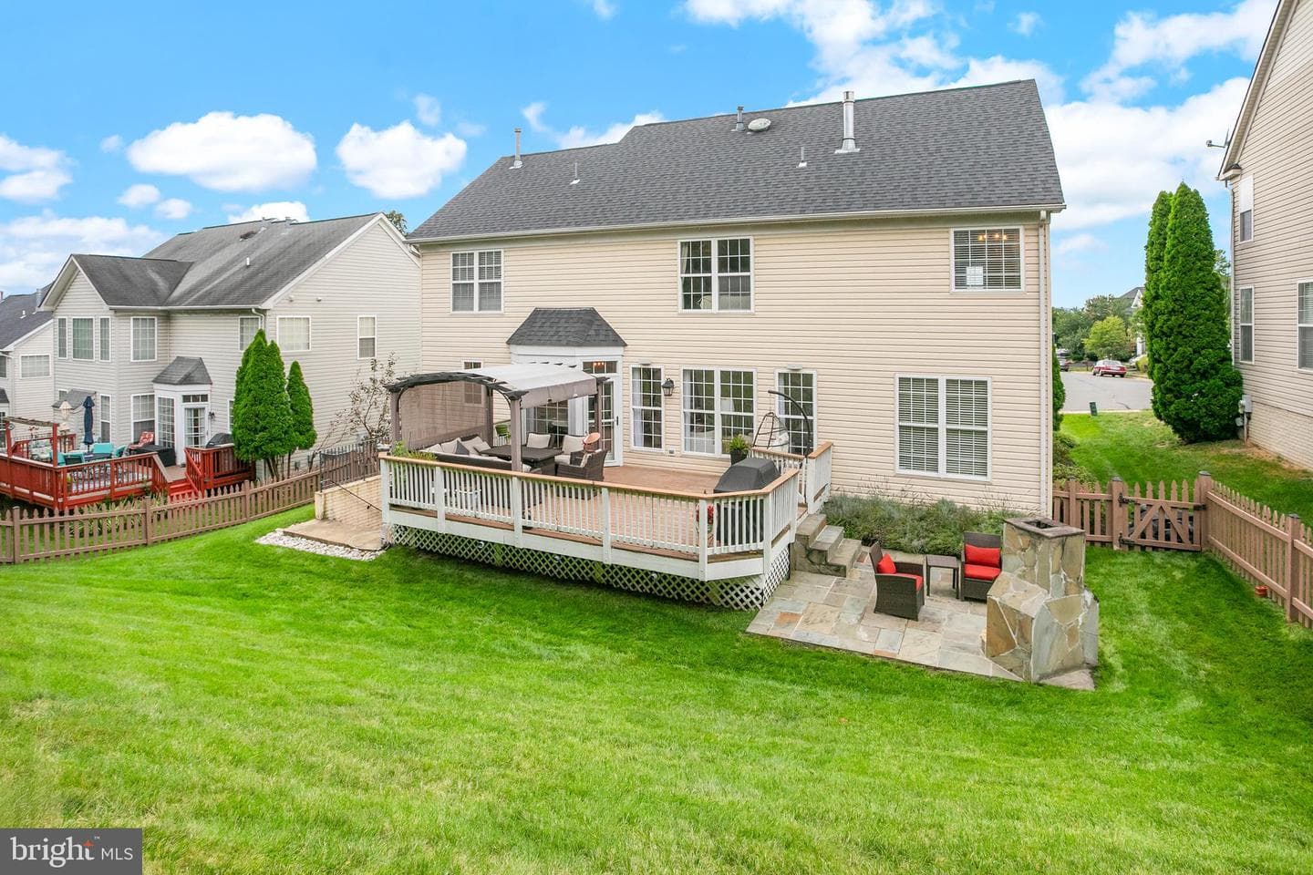 812 Larch Valley Court NE photo 45