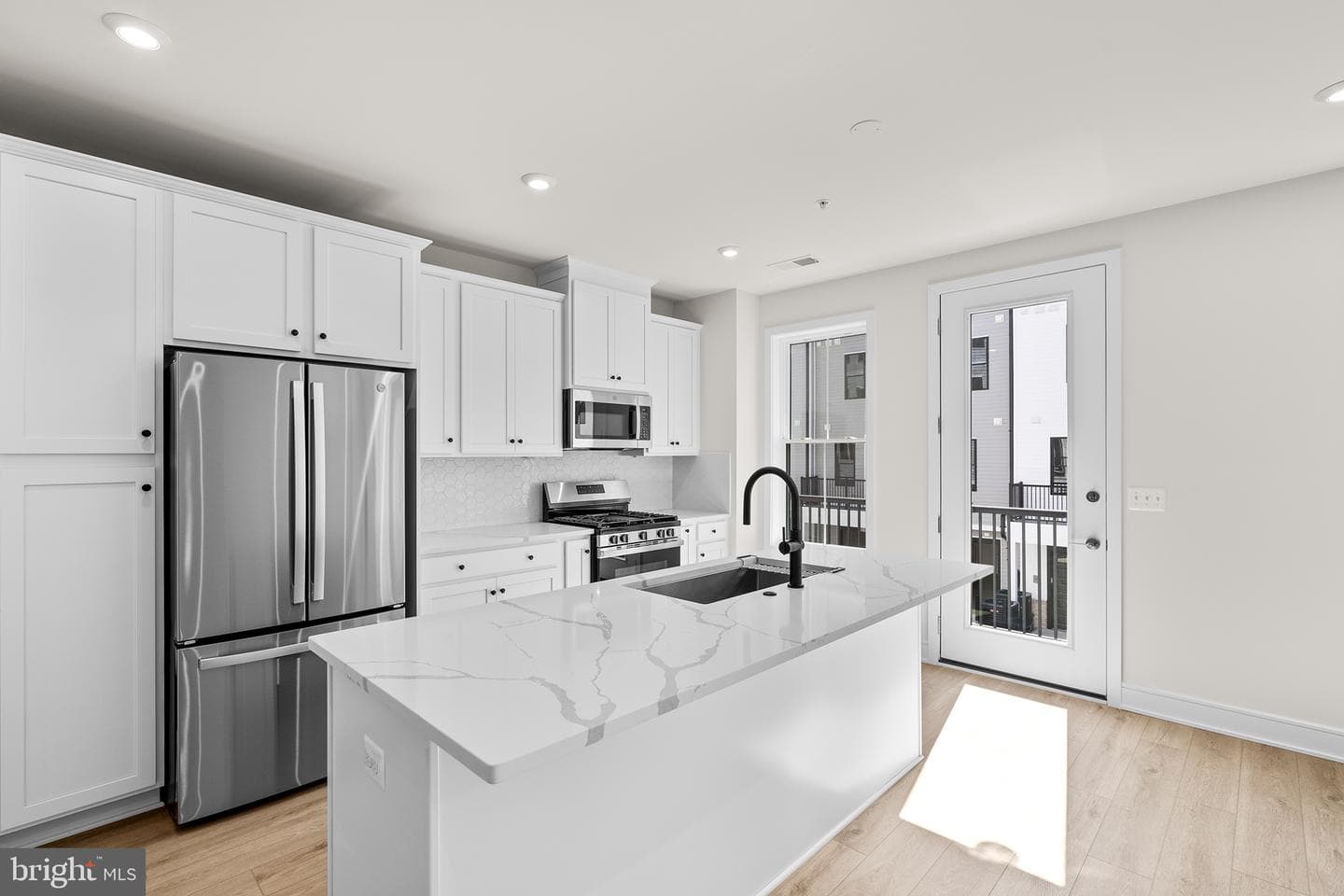 21756 Dollis Hill Terrace photo 11
