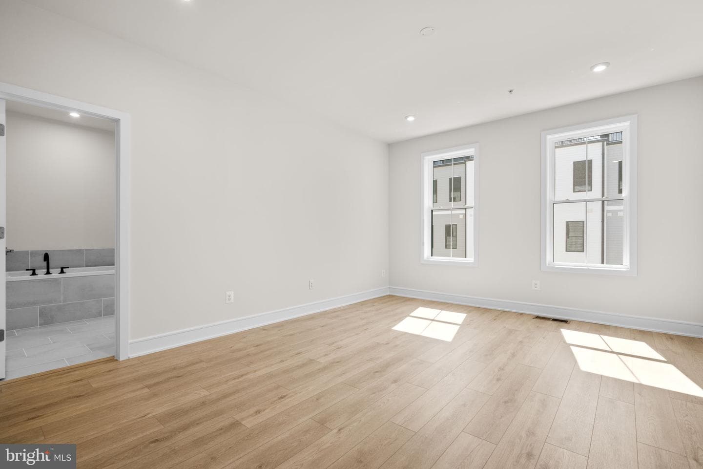 21756 Dollis Hill Terrace photo 16