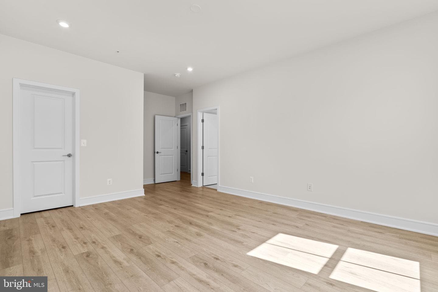 21756 Dollis Hill Terrace photo 17