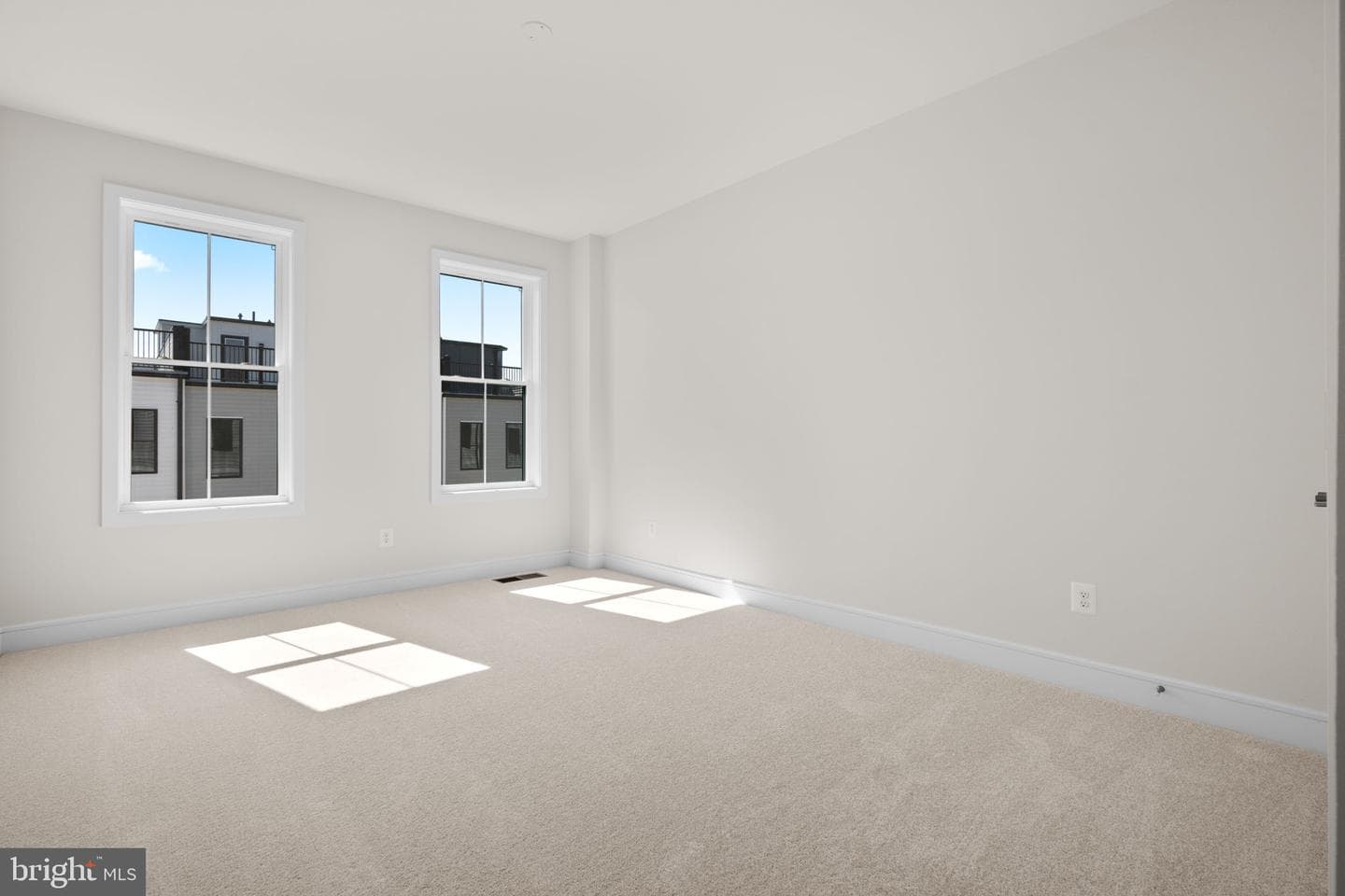 21756 Dollis Hill Terrace photo 23