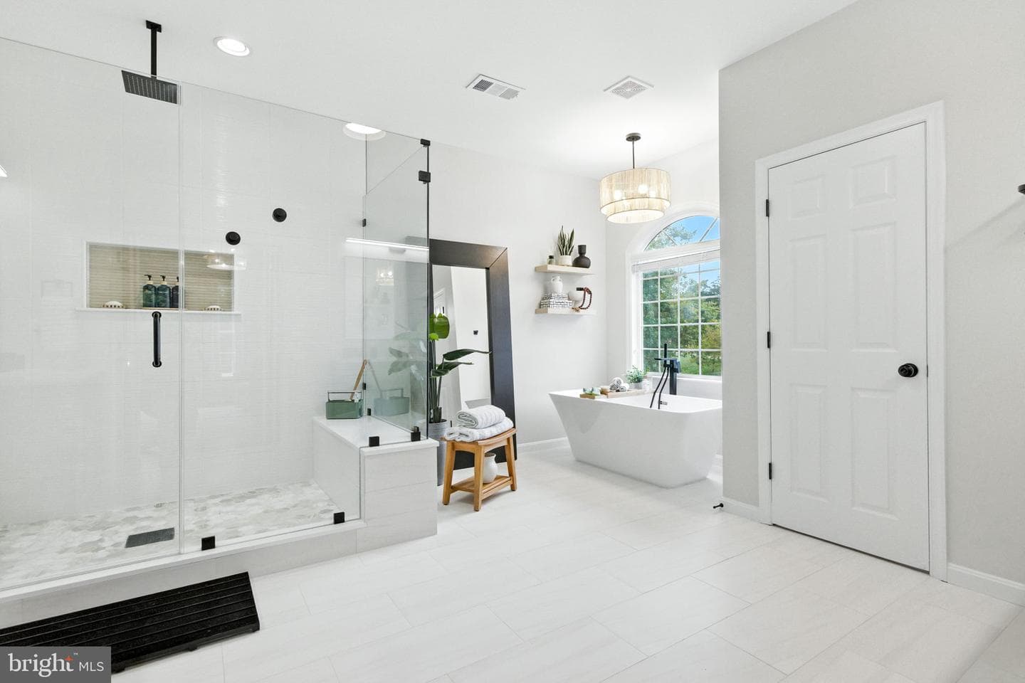 22530 Forest Run Drive photo 40