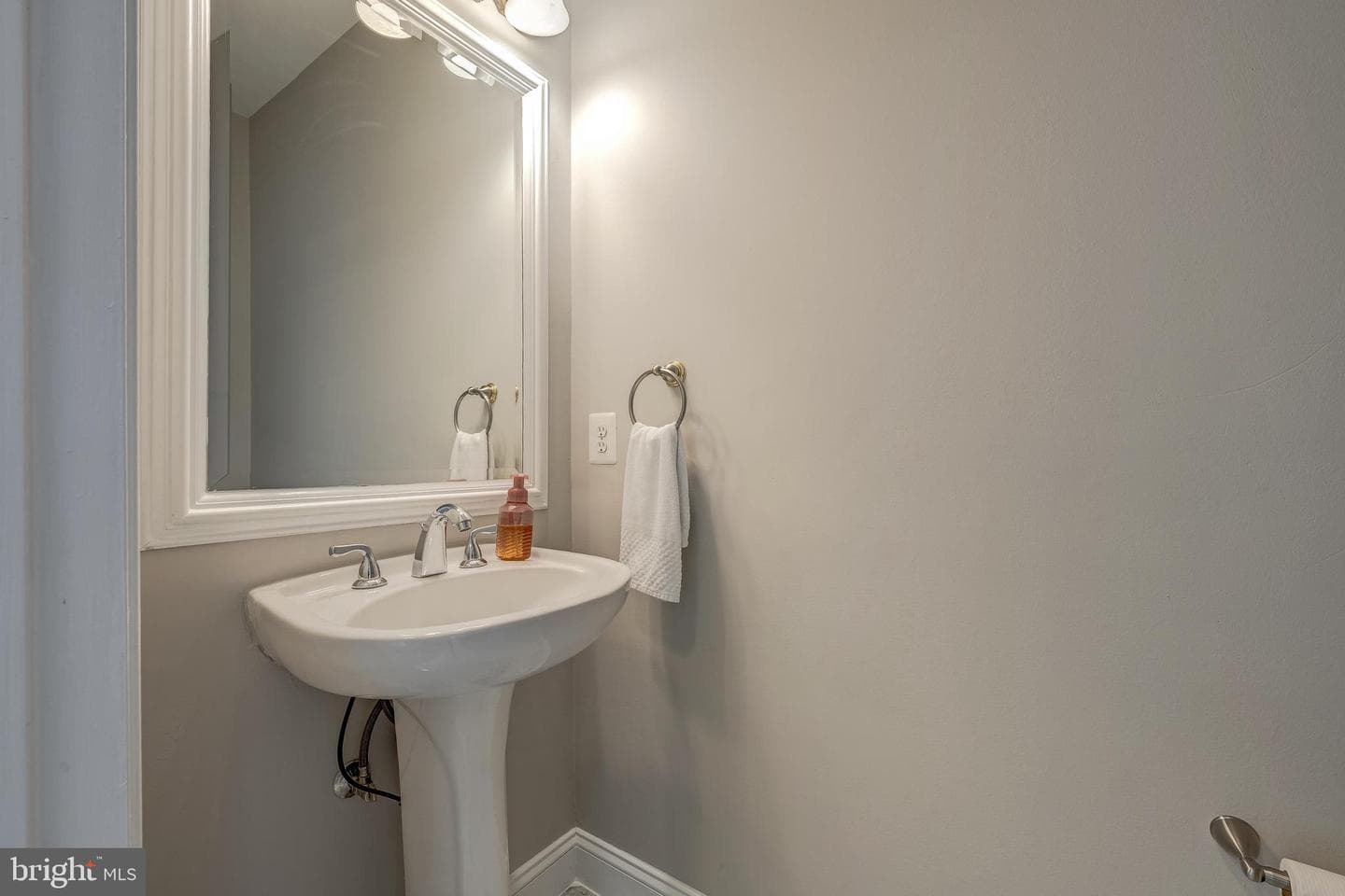 22528 Scattersville Gap Terrace photo 8