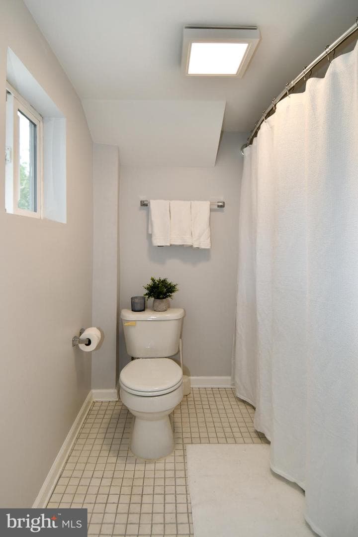 409 Wingate Place SW photo 15