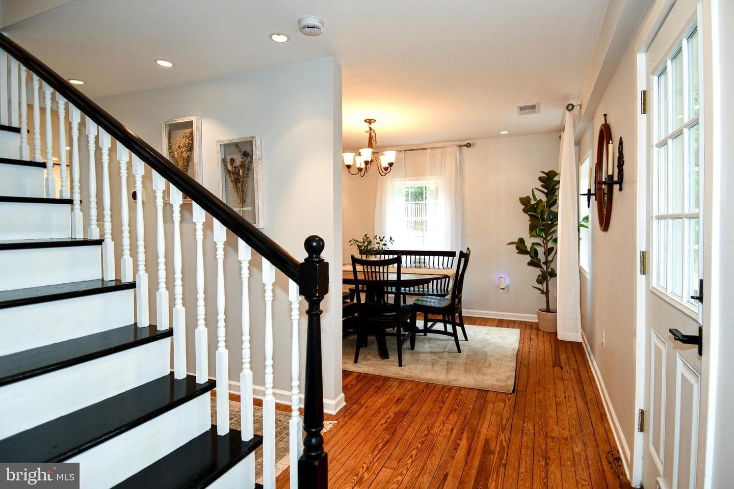 409 Wingate Place SW photo 6