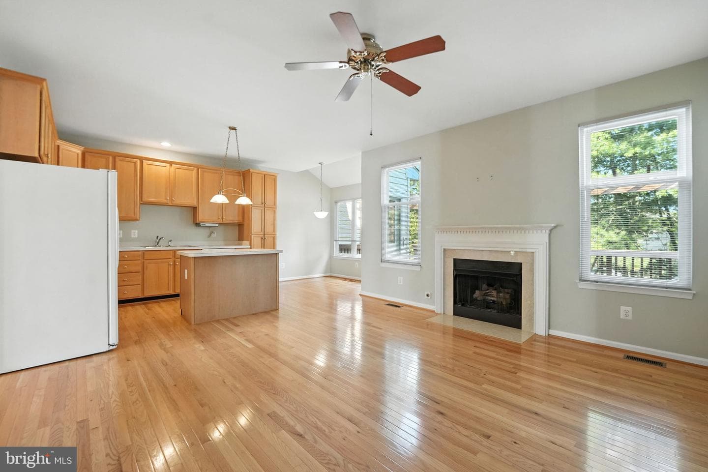 43791 Steinbeck Square photo 23