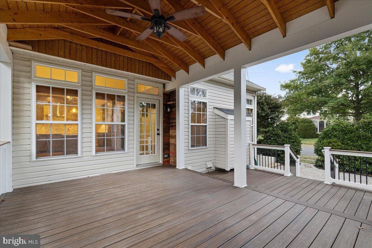 26105 Springdale Drive photo 38