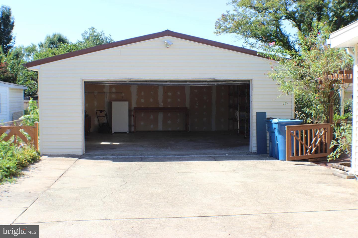 111 N Hickory Road photo 8