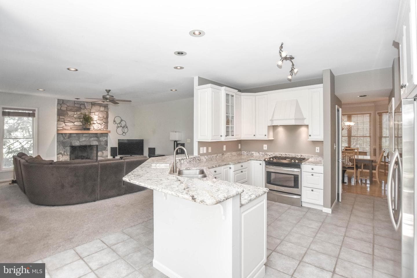 42235 Green Meadow Lane photo 17