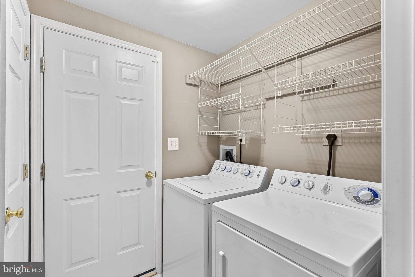 205 E Skyline Drive photo 23