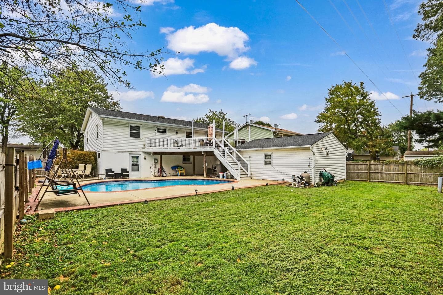 1106 E Maple Avenue E photo 22
