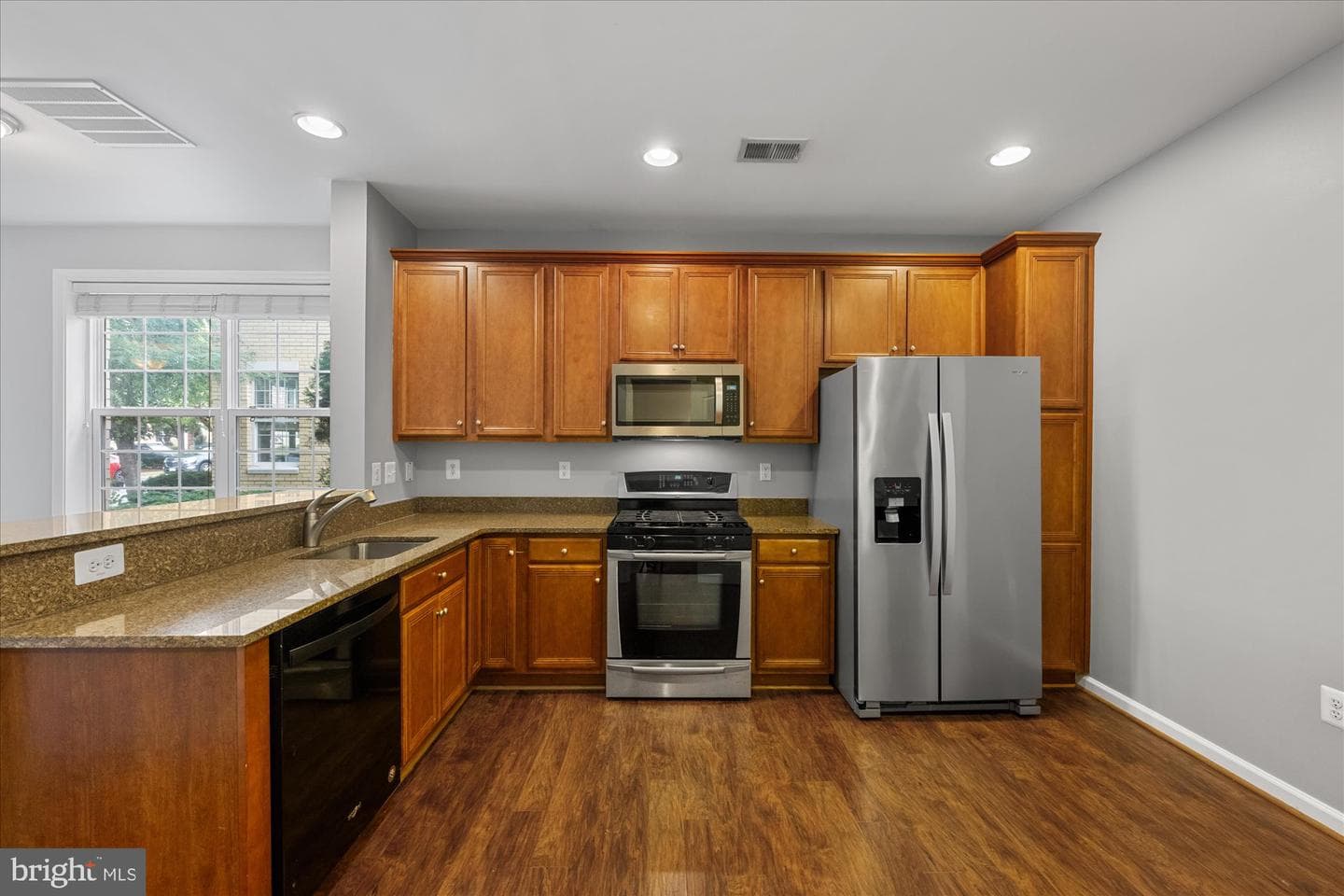 43613 McDowell Square photo 14