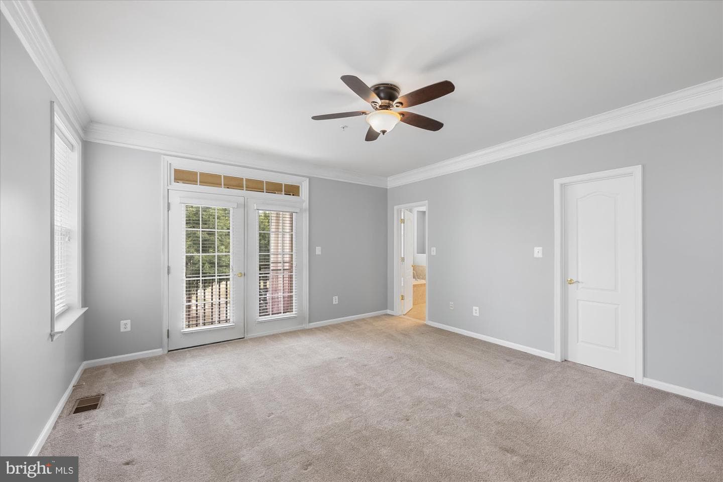 43613 McDowell Square photo 28