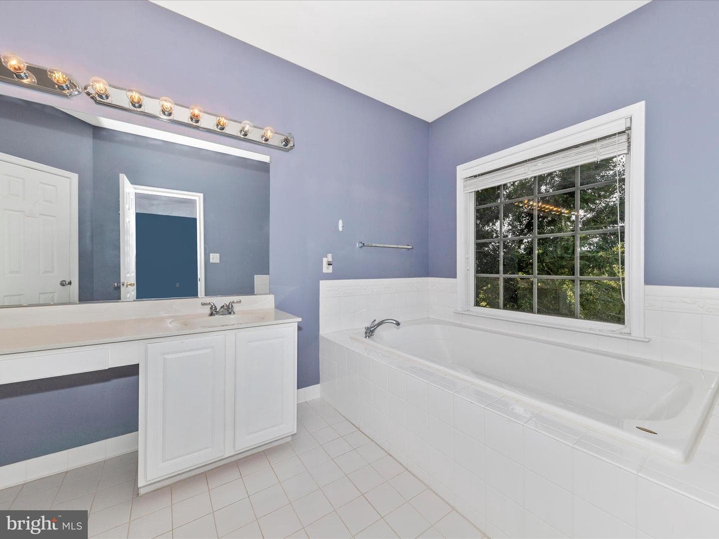 619 Greysands Lane photo 27