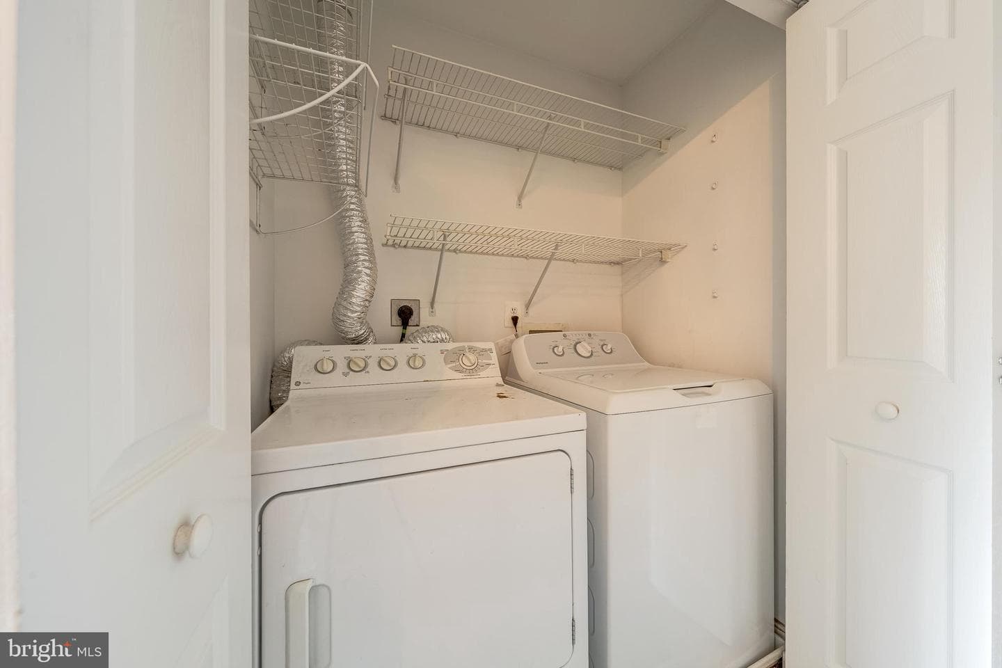 43539 Kiplington Square photo 18