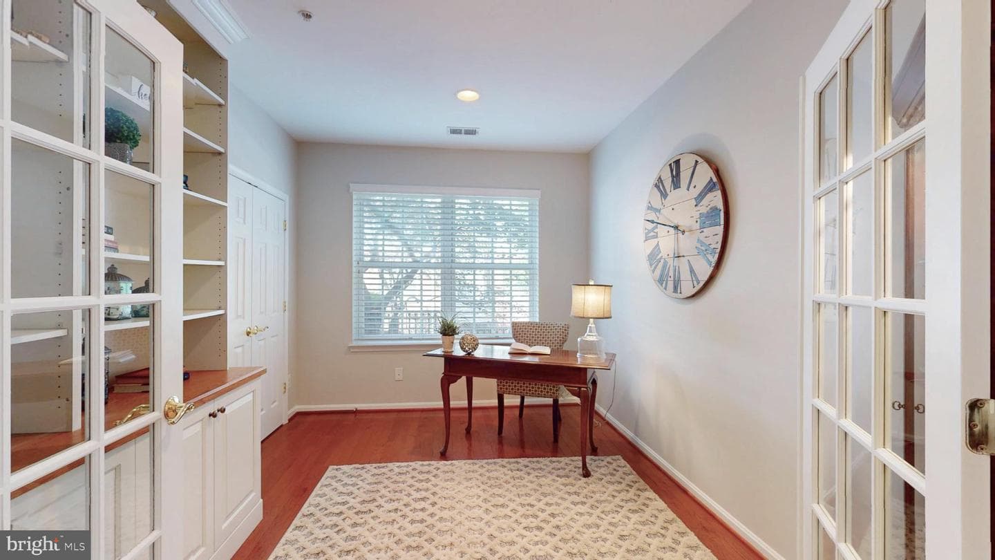 20816 Noble Terrace #104 photo 31