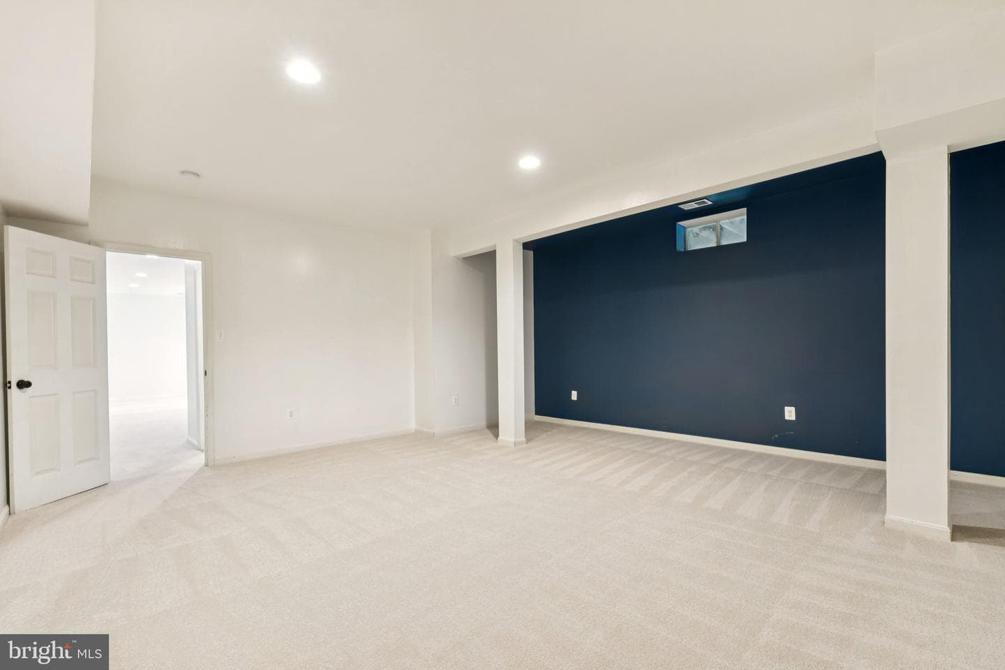 25083 Kingscote Court photo 27