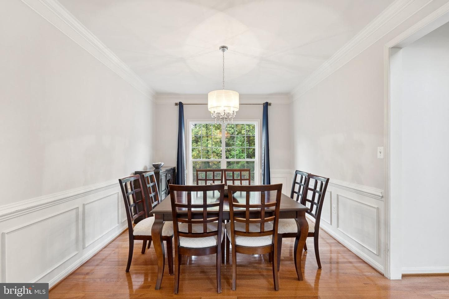 25083 Kingscote Court photo 7
