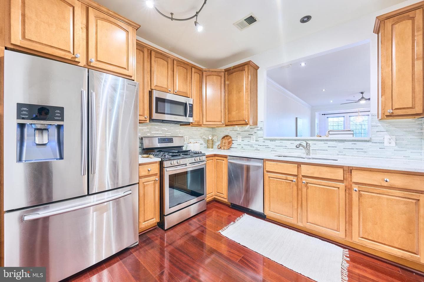 44465 Chamberlain Terrace #103 photo 2