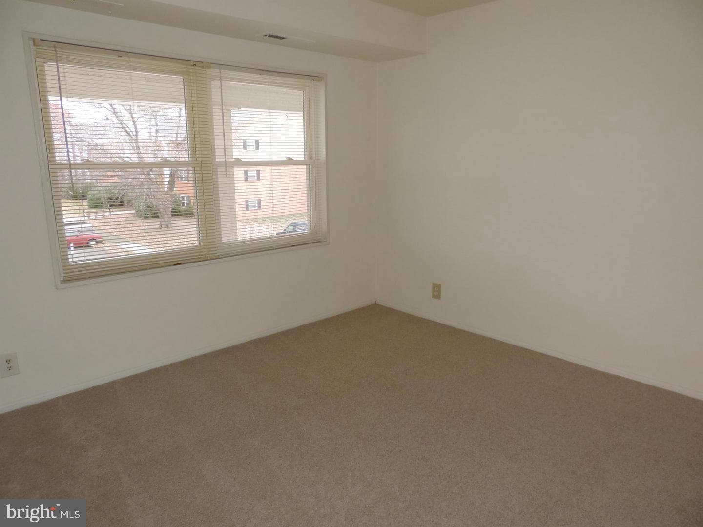 120 Washington Street NE #12 photo 3