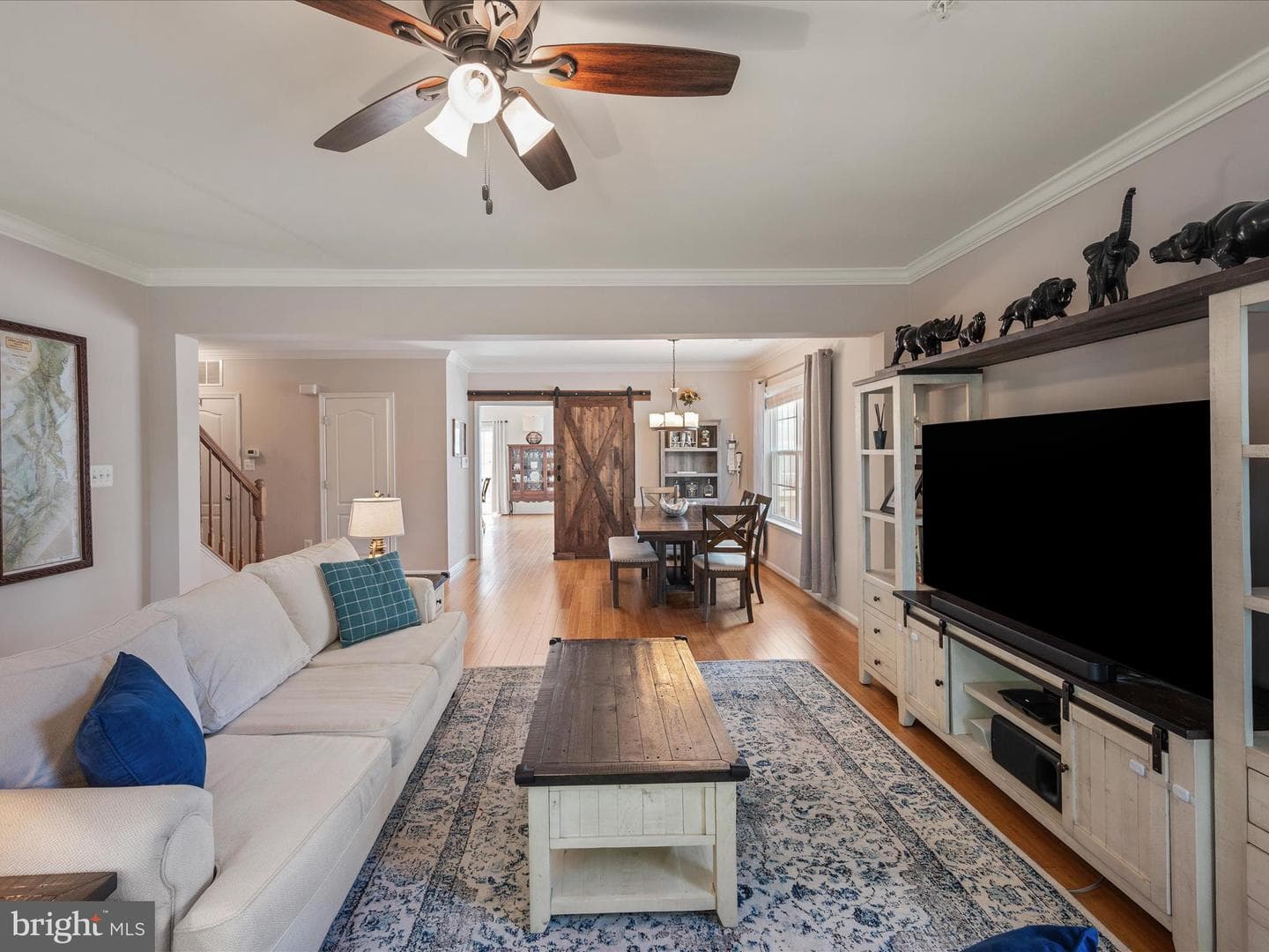 19264 Koslowski Square photo 11