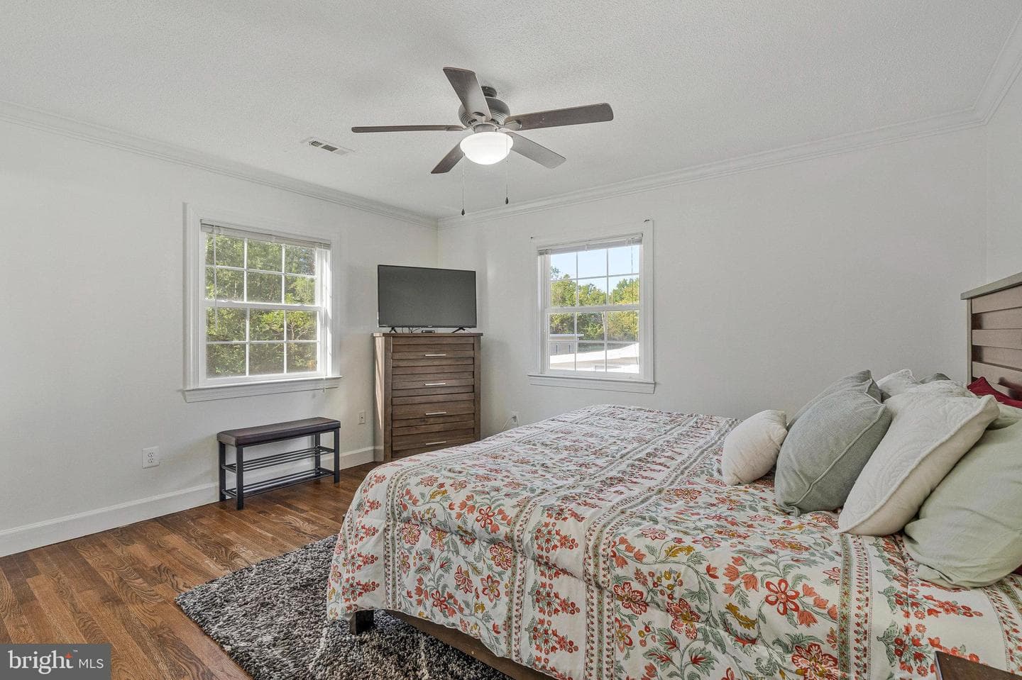 400 E Poplar Road photo 17