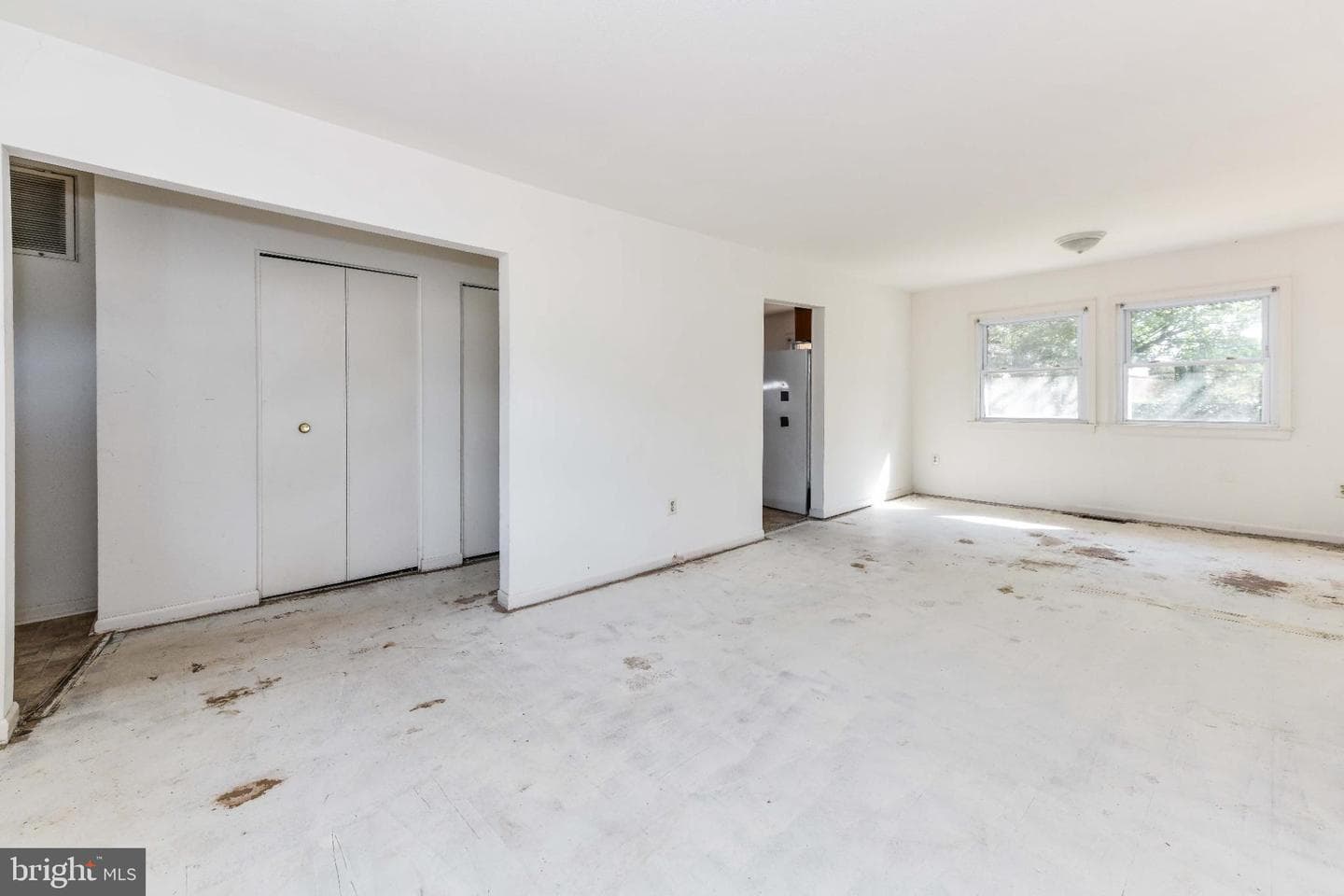 808 W Nettle Tree Road photo 4