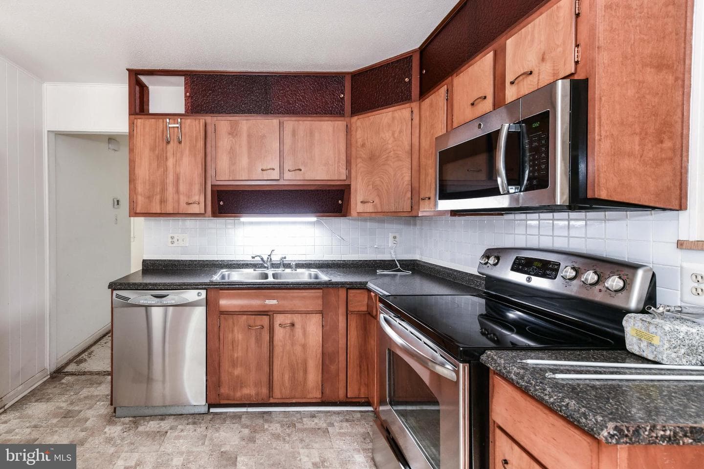 808 W Nettle Tree Road photo 8