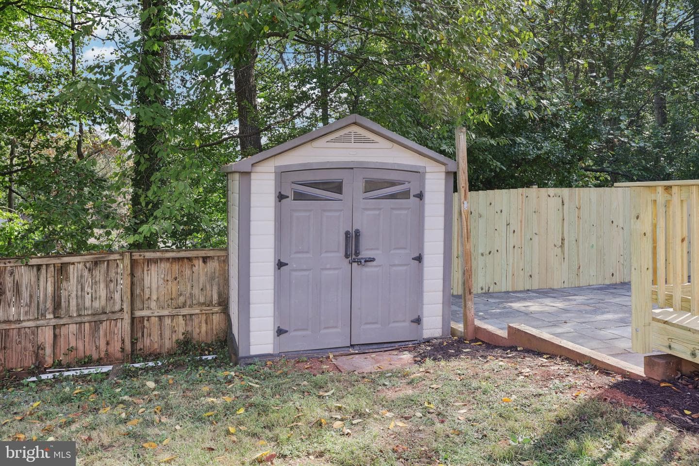 125 Avondale Drive photo 37