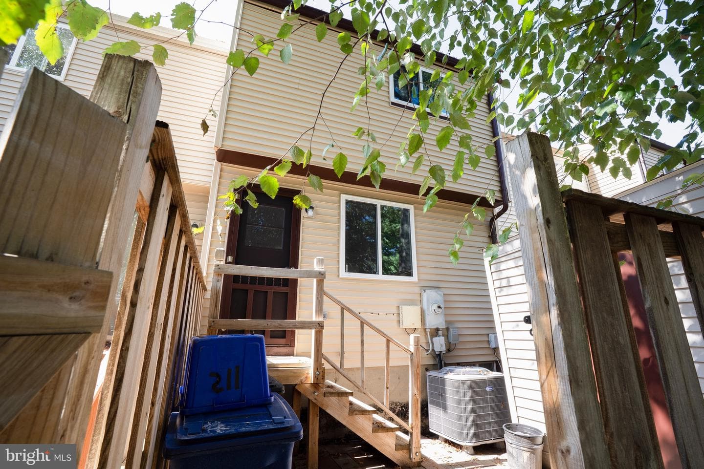 112 Argus Place photo 35