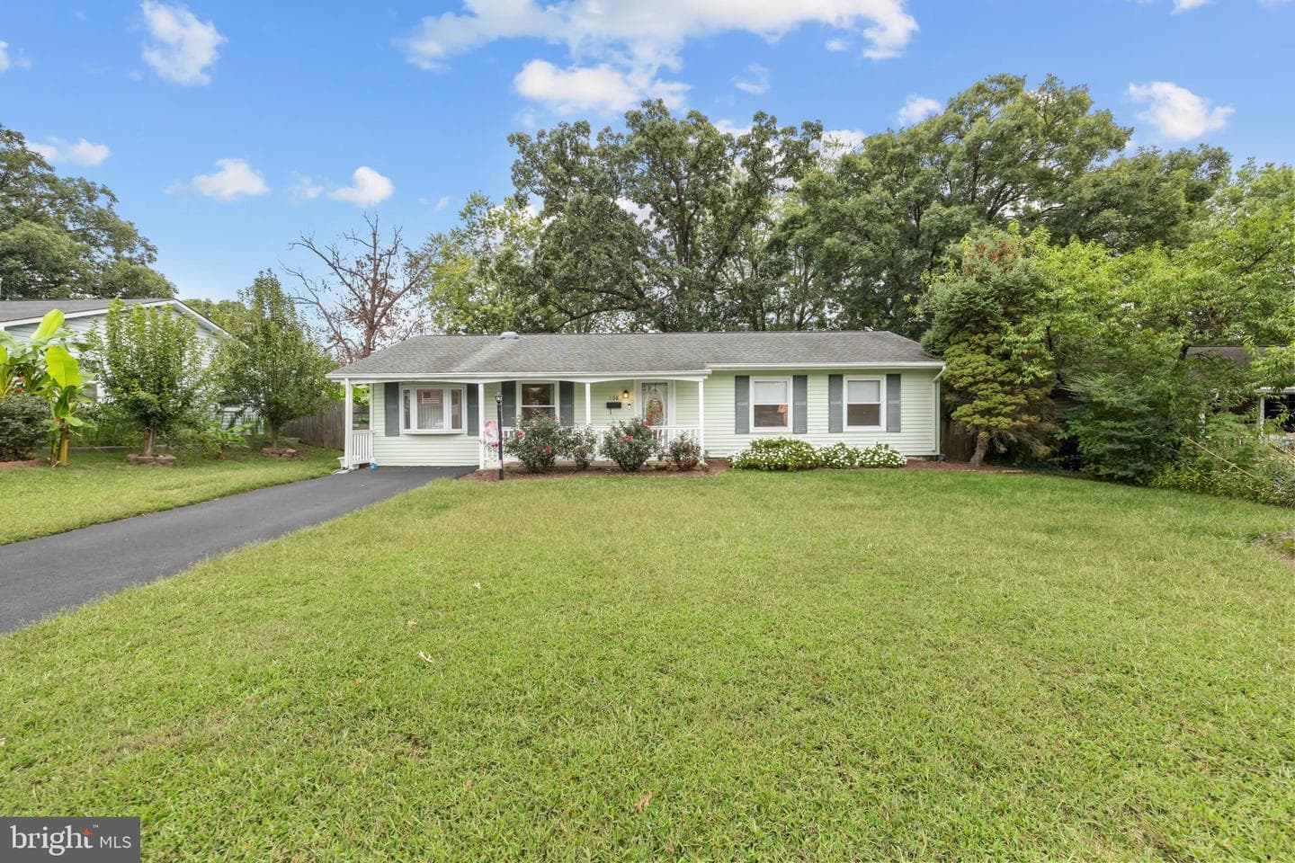 108 N Alder Avenue photo 35