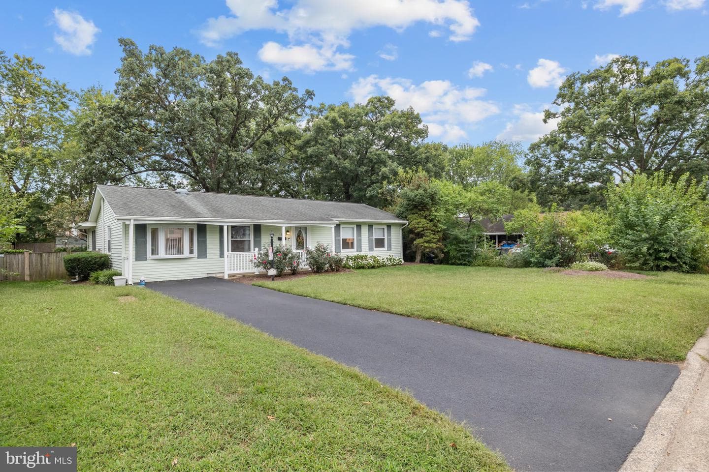 108 N Alder Avenue photo 36