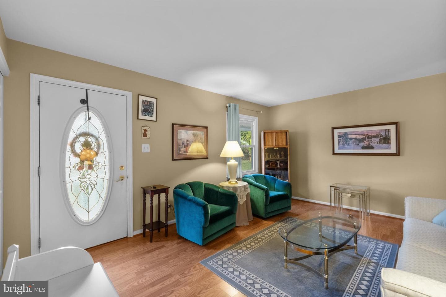 108 N Alder Avenue photo 5