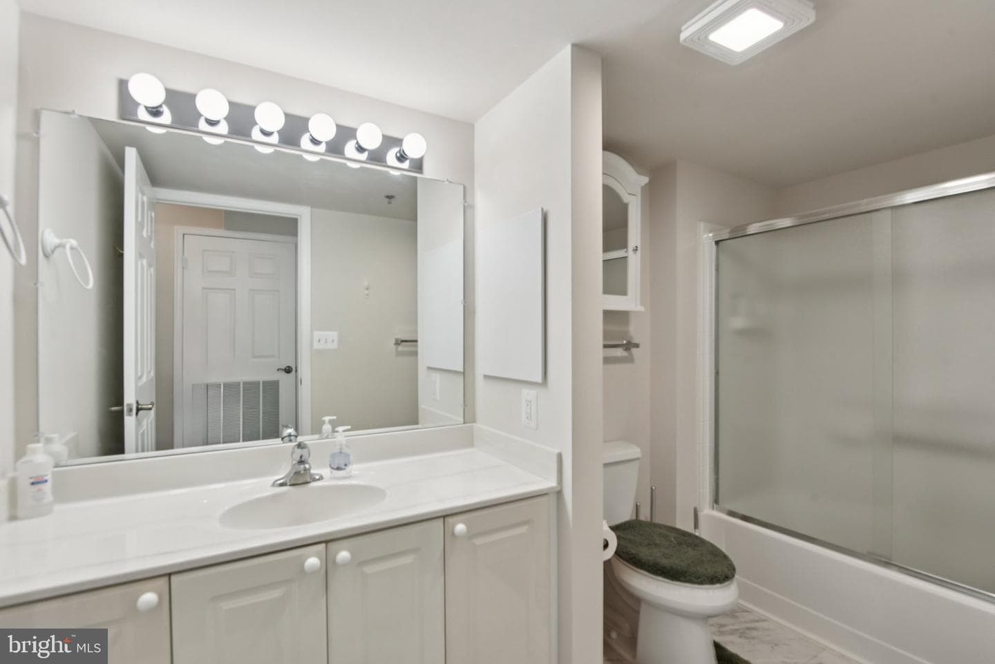 19385 Cypress Ridge Terrace #815 photo 28