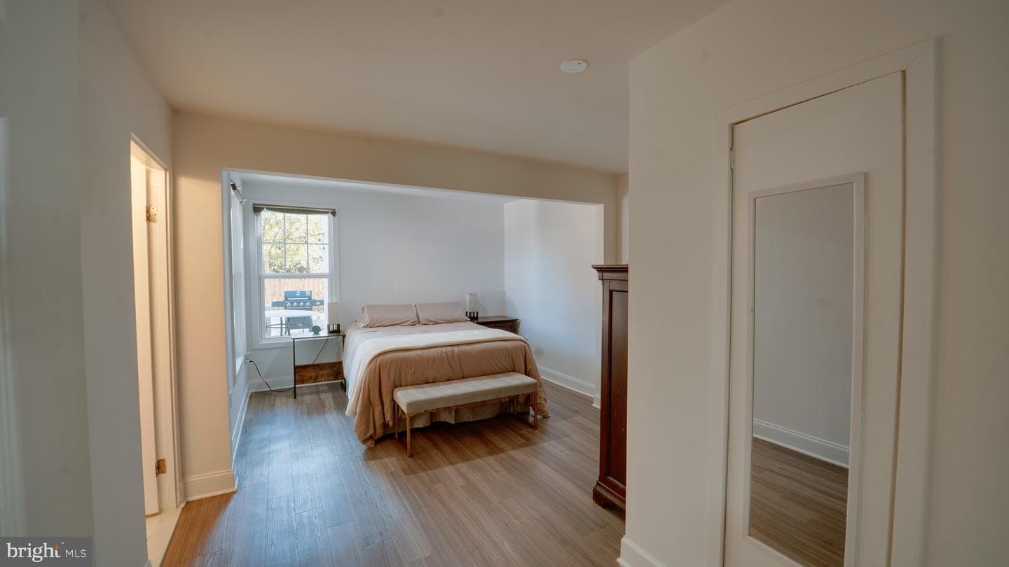 312 E Gordon Street photo 11