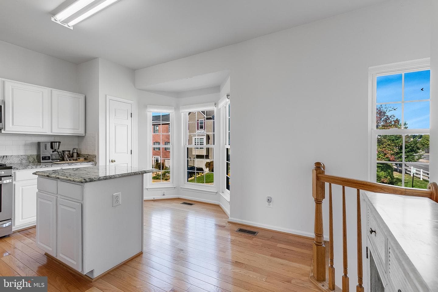 573 Tuliptree Square NE photo 16