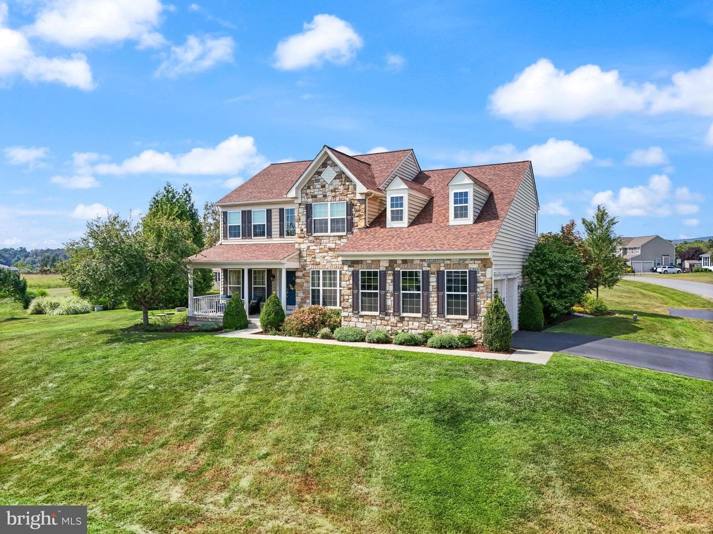 36483 Winding Oak Place photo 2