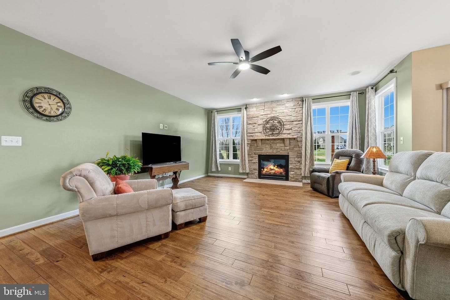 36483 Winding Oak Place photo 21