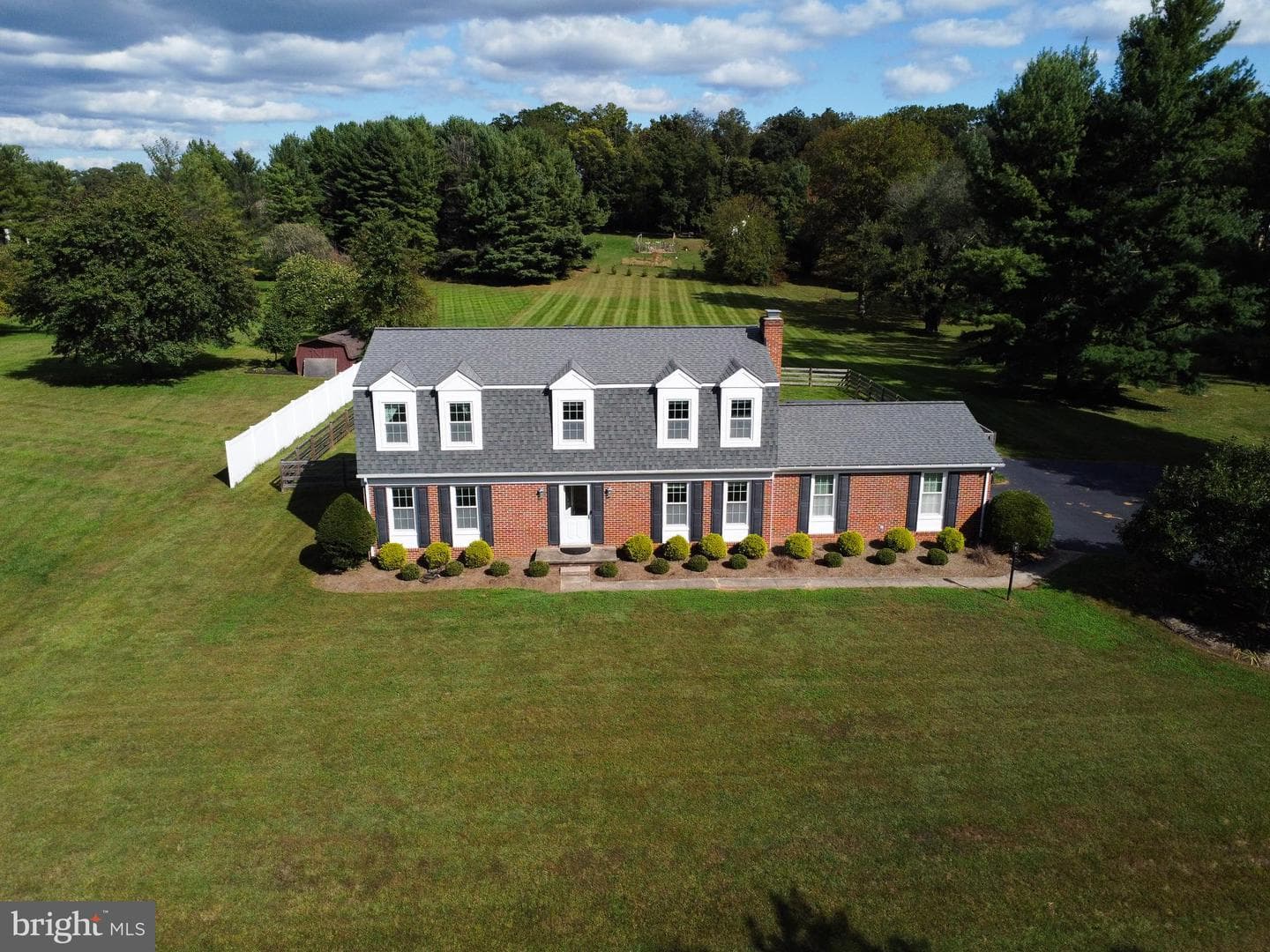 17412 Madison Avenue photo 10