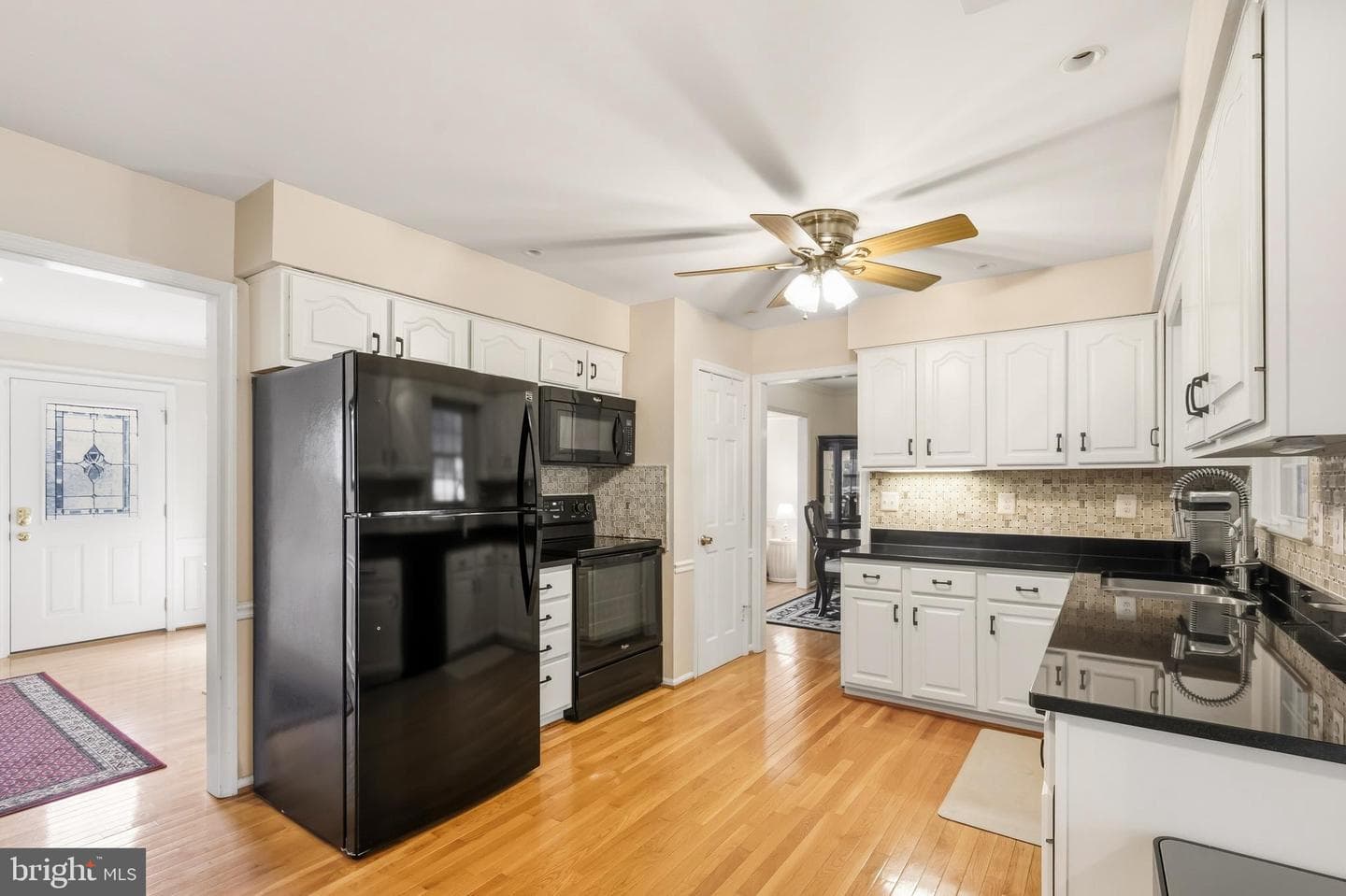 17412 Madison Avenue photo 31