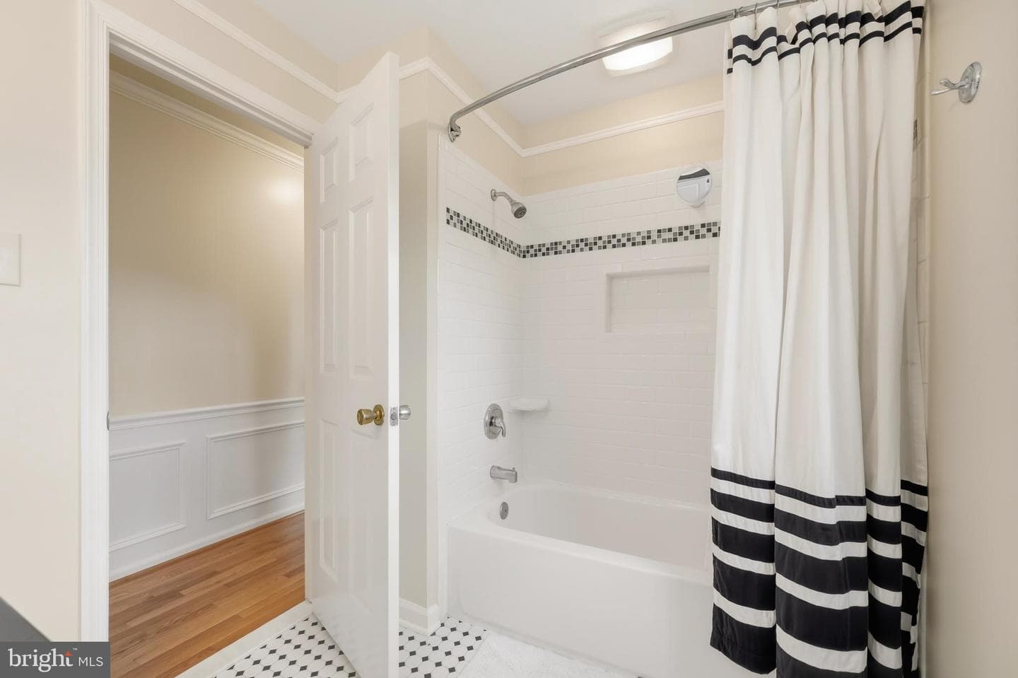 17412 Madison Avenue photo 58