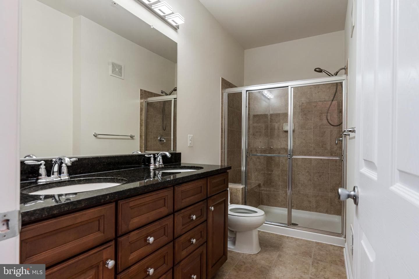 43841 Centergate Drive photo 25